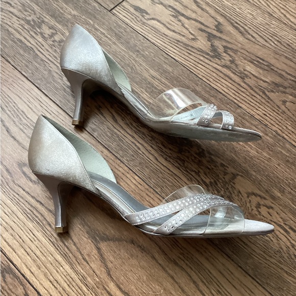 Browns Satin Wedding Pumps - Picture 2 of 6